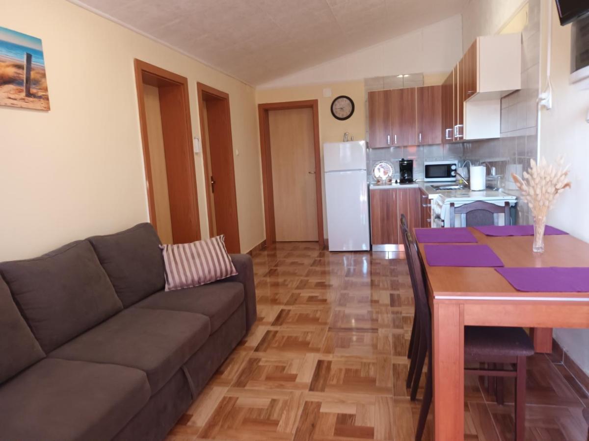 Apartman Zlata Vir Exterior photo