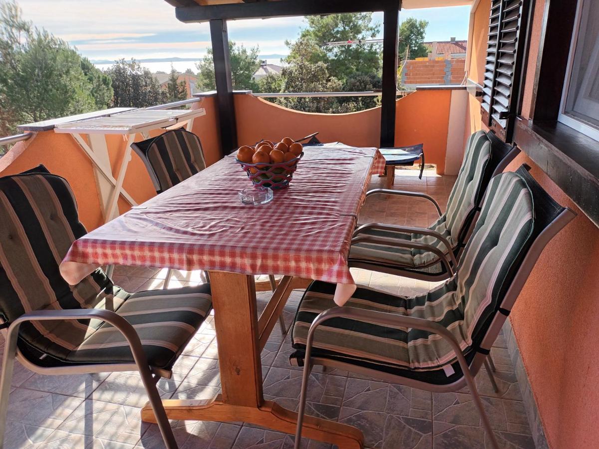 Apartman Zlata Vir Exterior photo