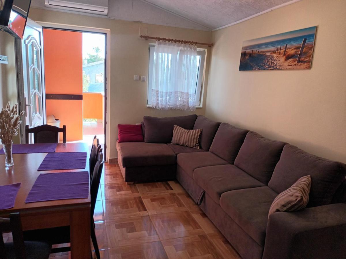Apartman Zlata Vir Exterior photo