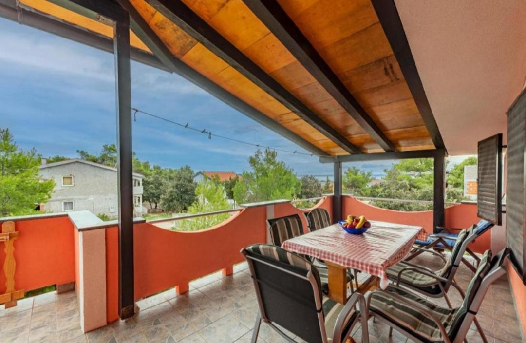 Apartman Zlata Vir Exterior photo